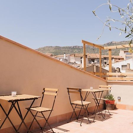 Apartaments La Rambla - La Pelu - 2 Persones كورنووديلا المظهر الخارجي الصورة