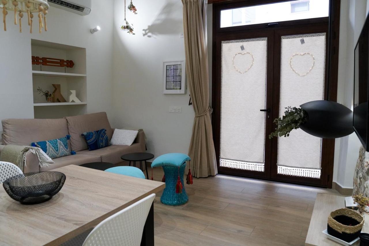 Apartaments La Rambla - La Pelu - 2 Persones كورنووديلا المظهر الخارجي الصورة